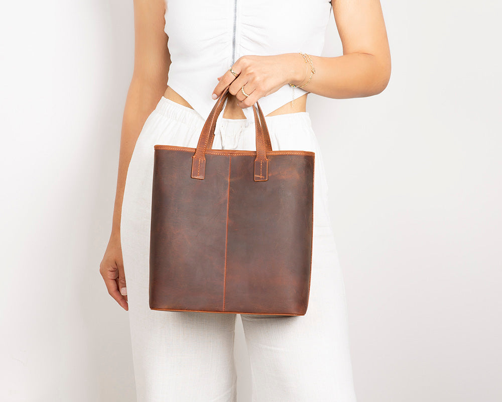 UnBranded Valetto Leather Tote Bag
