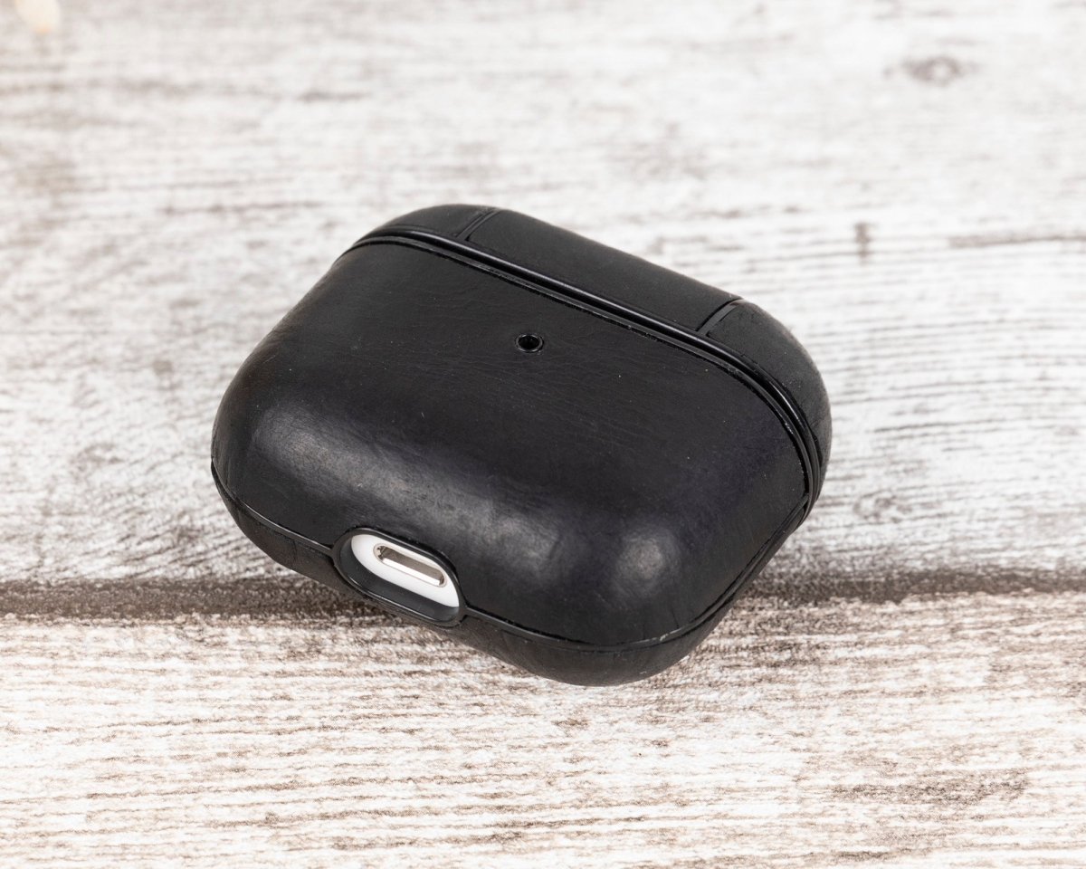 Bayelon Magnetic AirPods 3 Leather Case with Detachable Hook