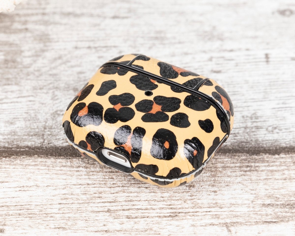 Bayelon Magnetic AirPods 3 Leather Case with Detachable Hook