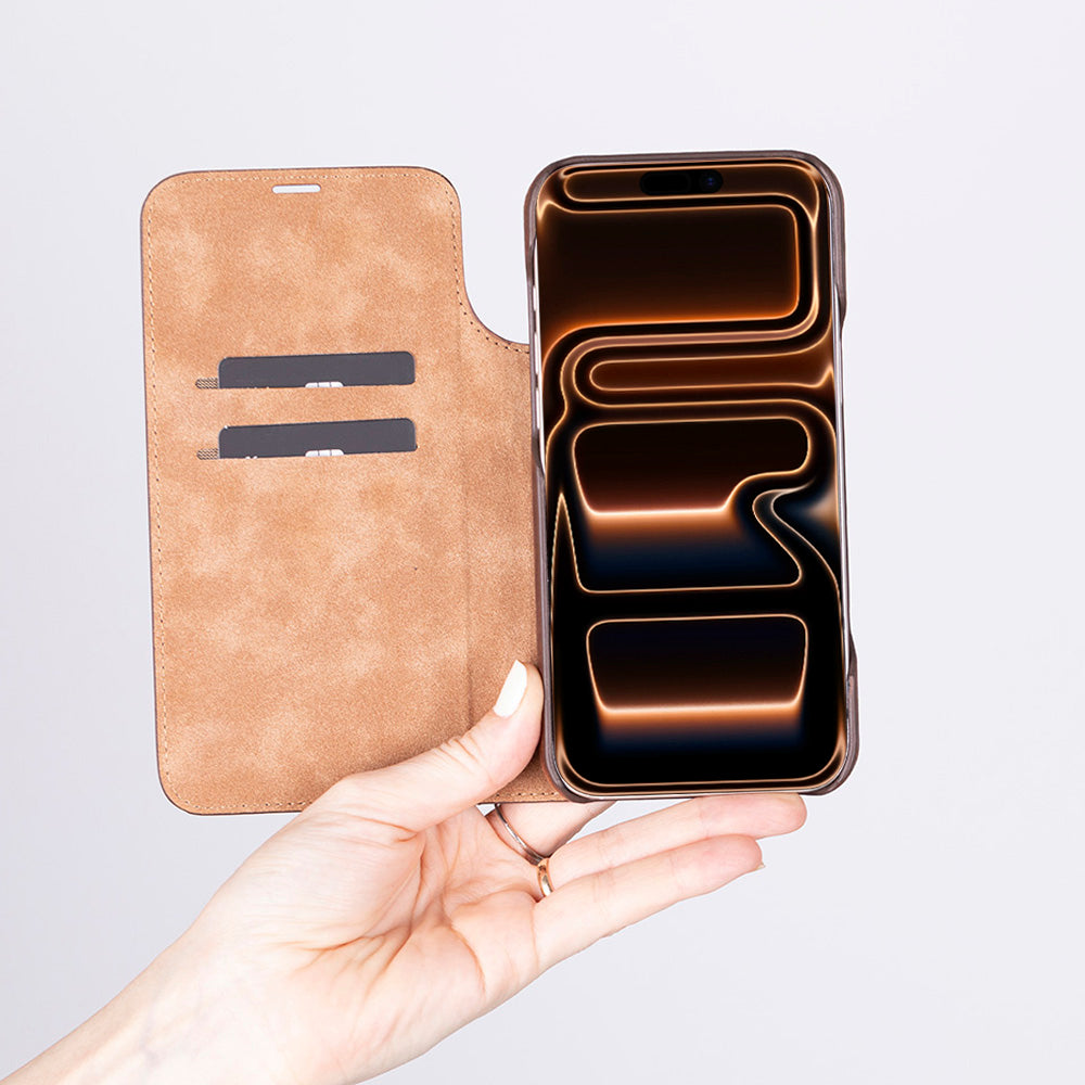 UnBranded Sonat Leather iPhone 17 Pro Folio Case