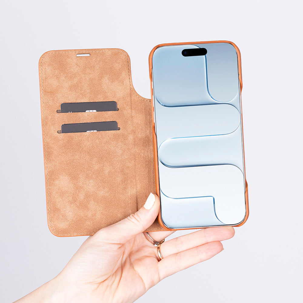 UnBranded Sonat Leather iPhone 17 Folio Case