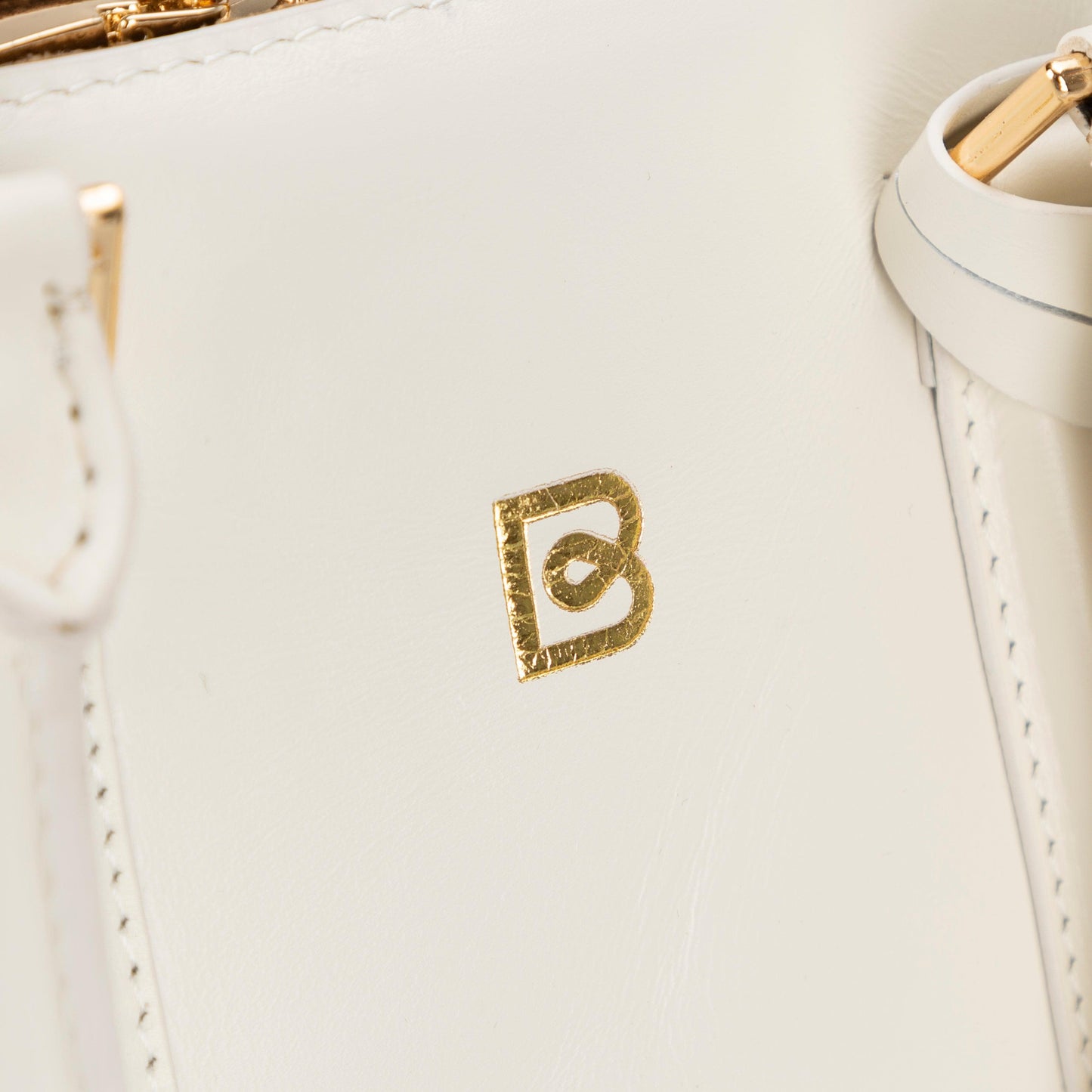 Bayelon Lara Leather Women's Handcrafted Bag