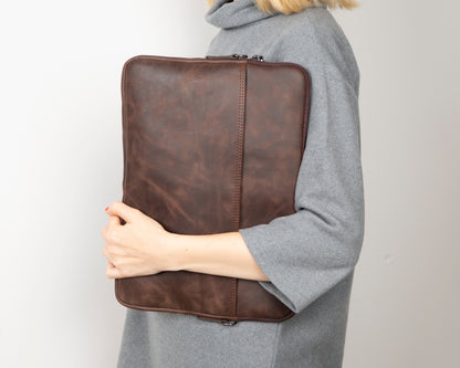 UnBranded Awe Leather Laptop / Tablet Sleeve