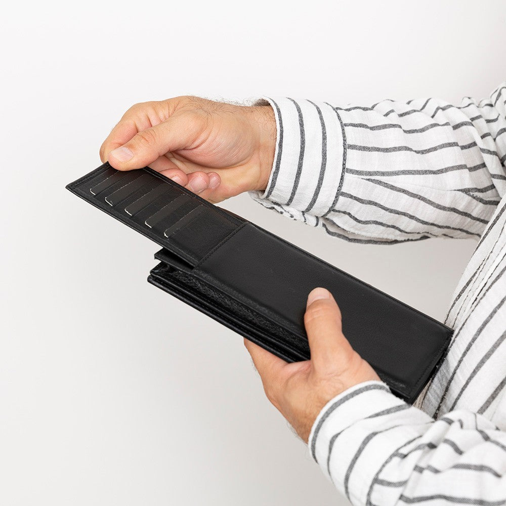 UnBranded Tenuta Leather Universal Wallet