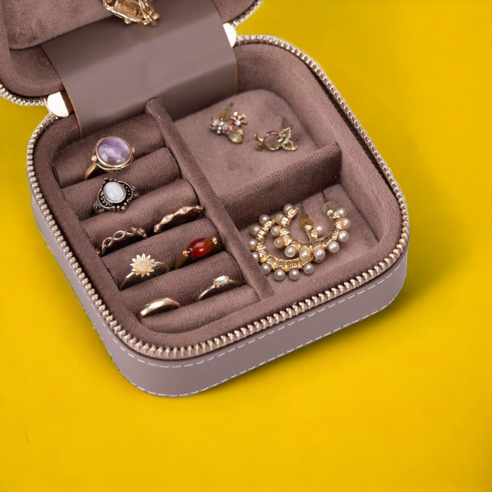 Bayelon Amanda Genuine Leather Jewelry Box