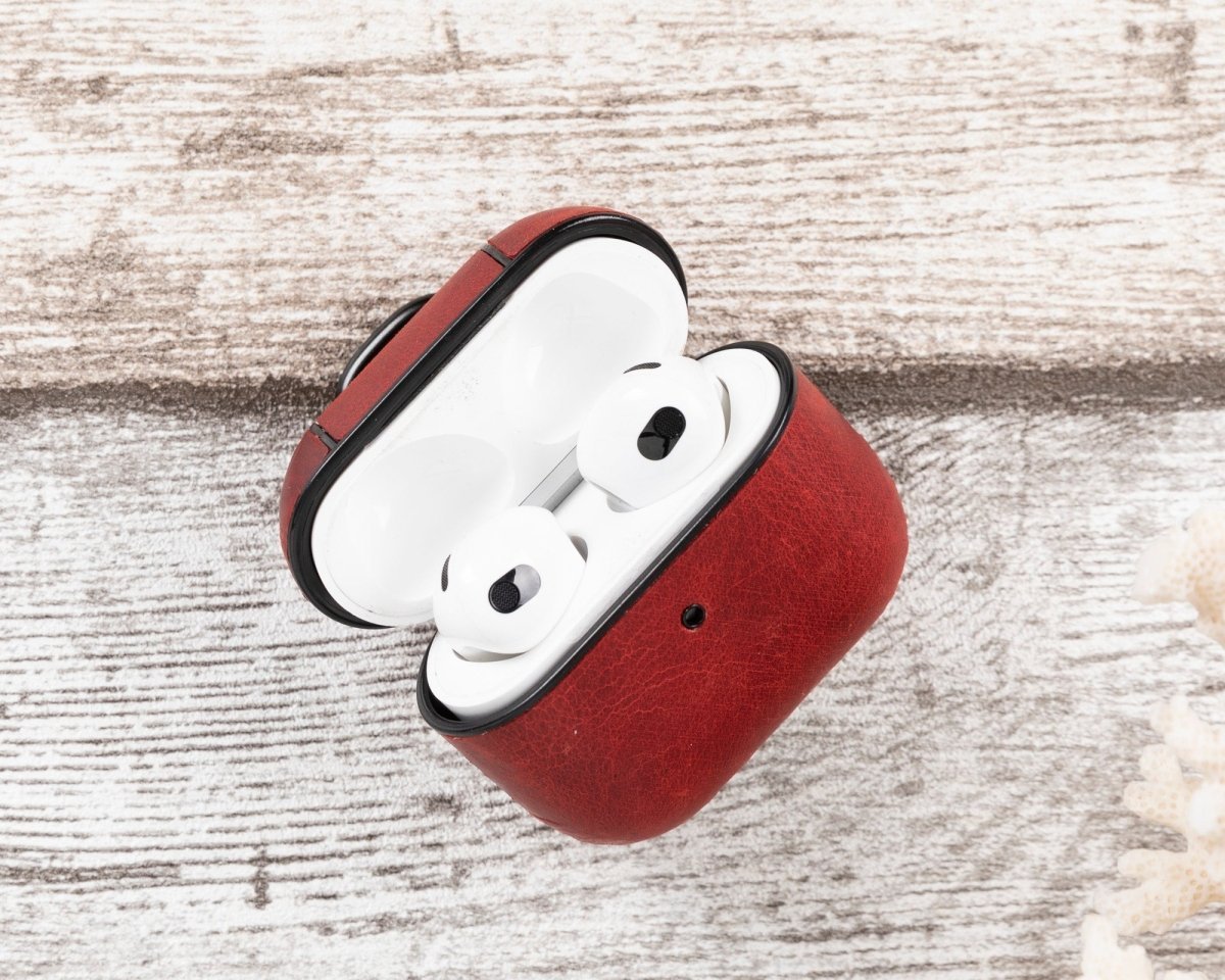 Bayelon Magnetic AirPods 3 Leather Case with Detachable Hook Cognac