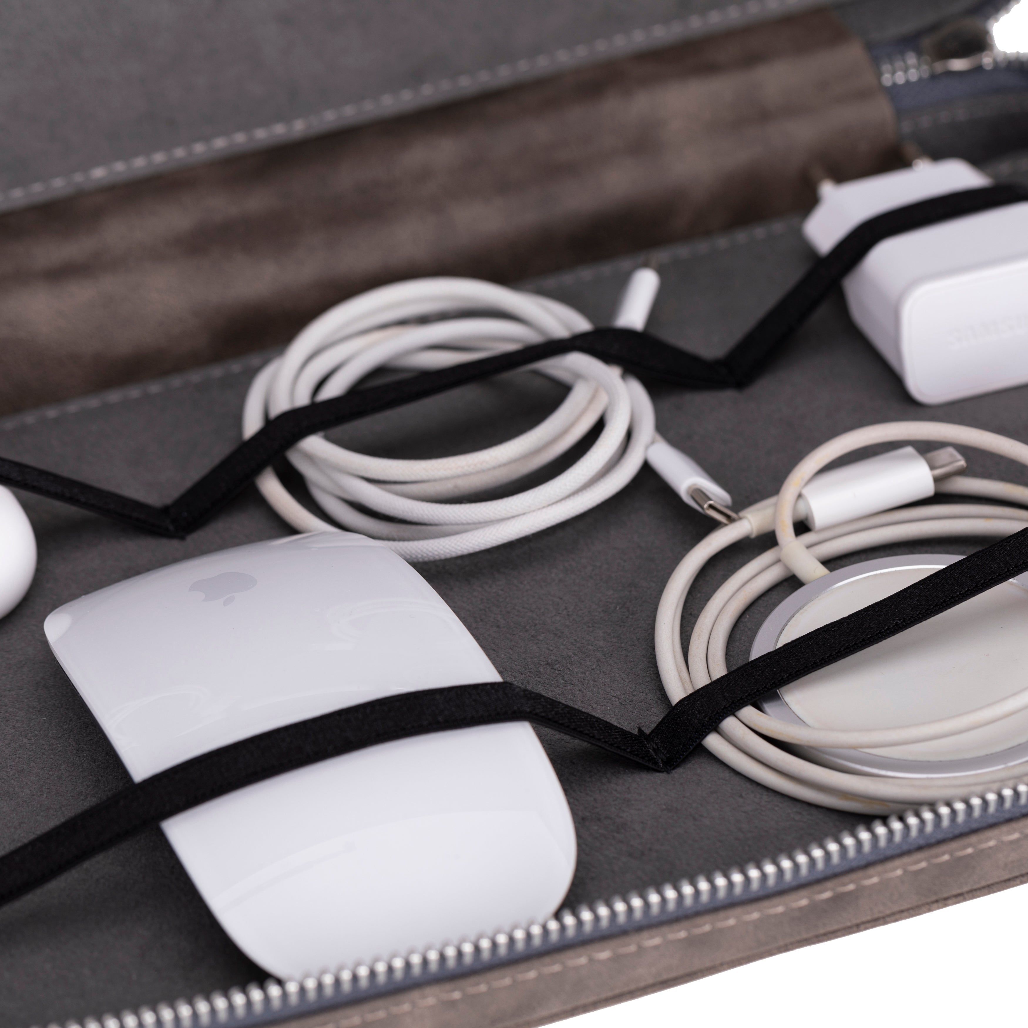 Bayelon Orbex Genuine Leather Travel Cable Organizer