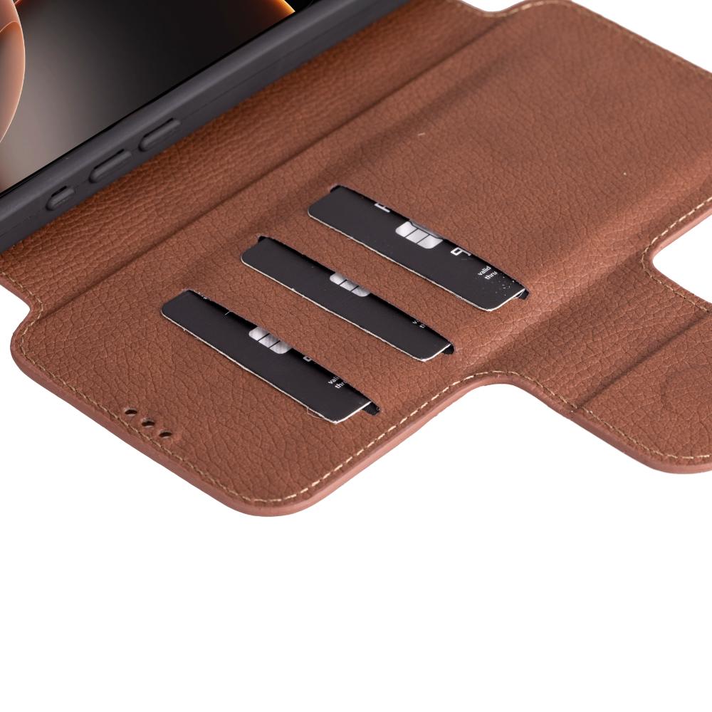 Bouletta Infinix iPhone 16 Pro Premium Leather Folio Case