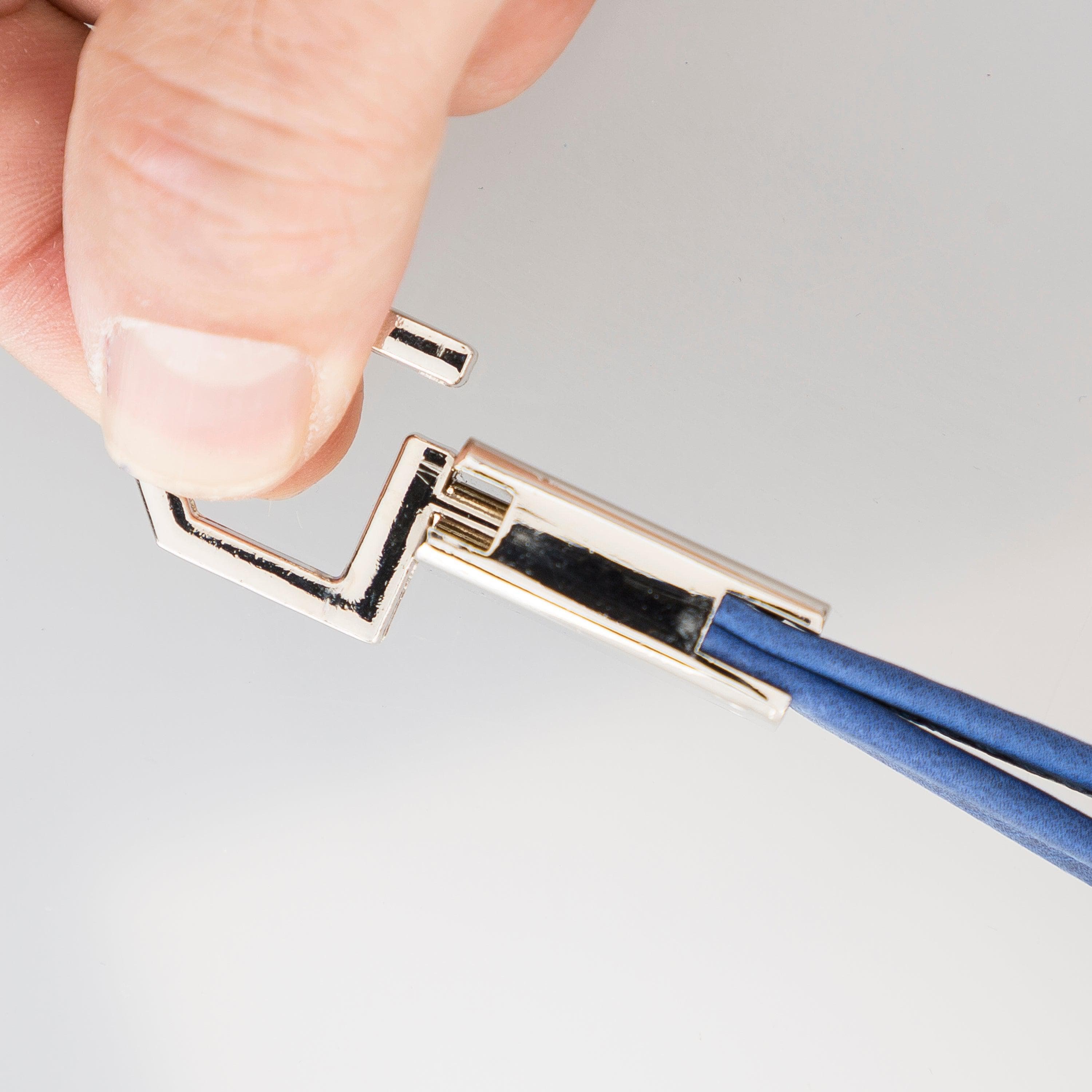 Bayelon BKR16 Genuine Leather Keyring with Sleek Metal Clip