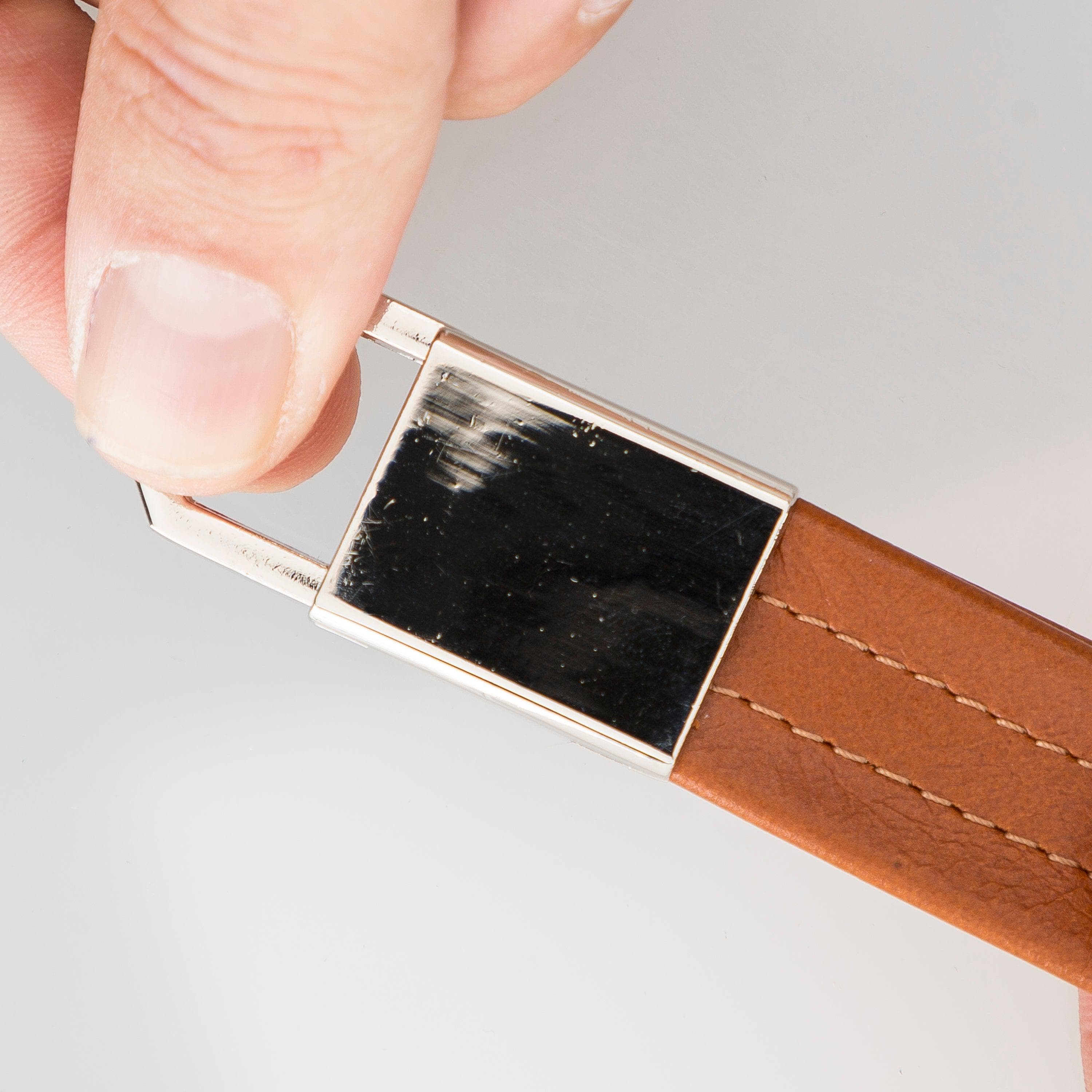 Bayelon BKR16 Genuine Leather Keyring with Sleek Metal Clip