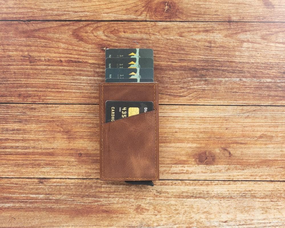 Bayelon Torres Leather Mechanical Card Holder