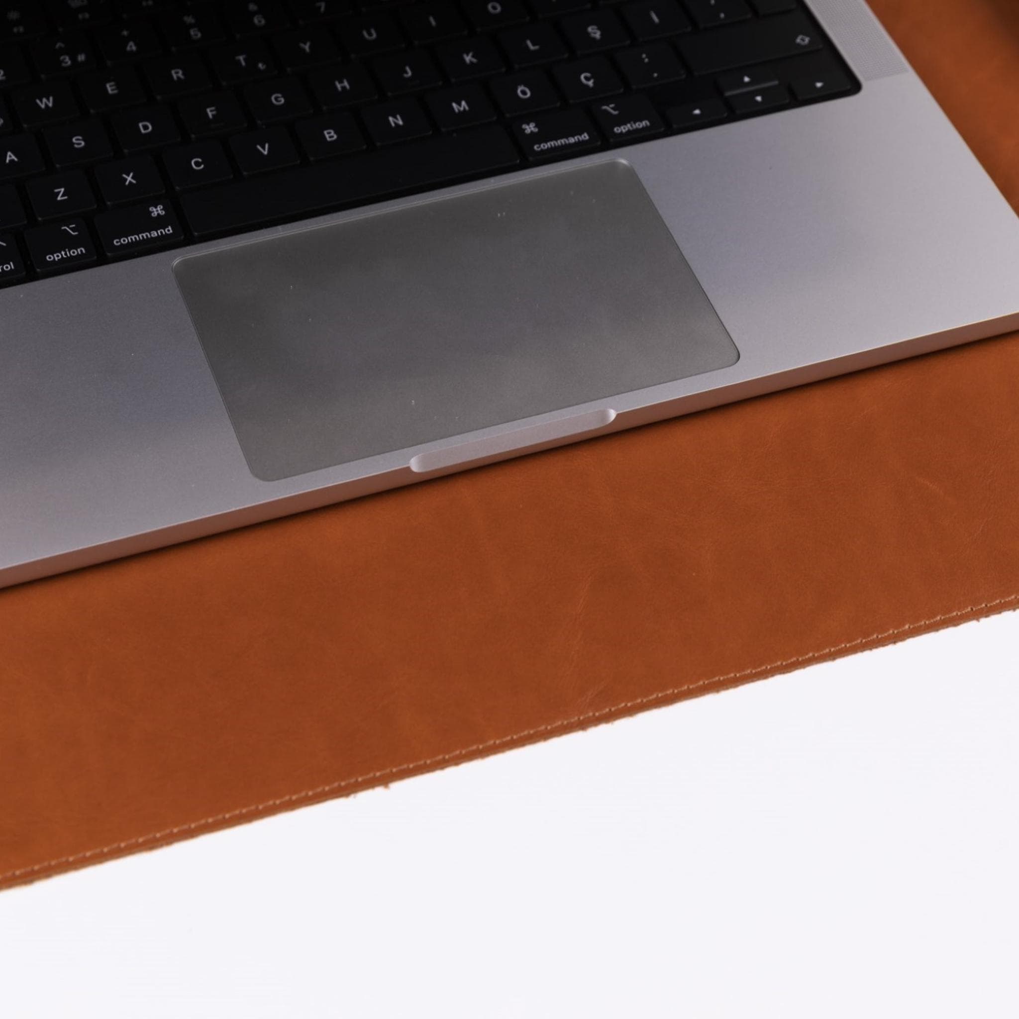 Bayelon Premium Genuine Leather Desk Mat