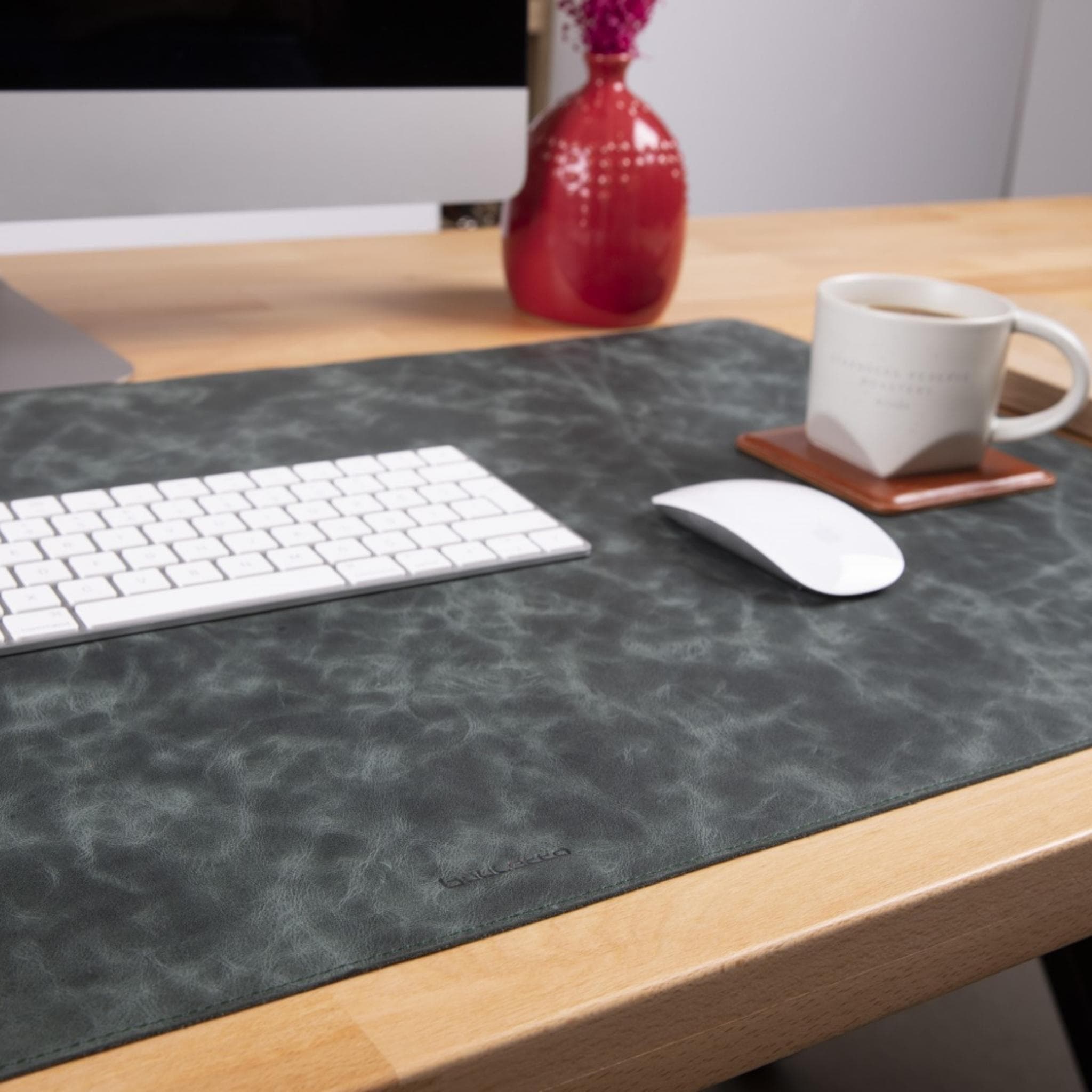 Bayelon Premium Genuine Leather Desk Mat